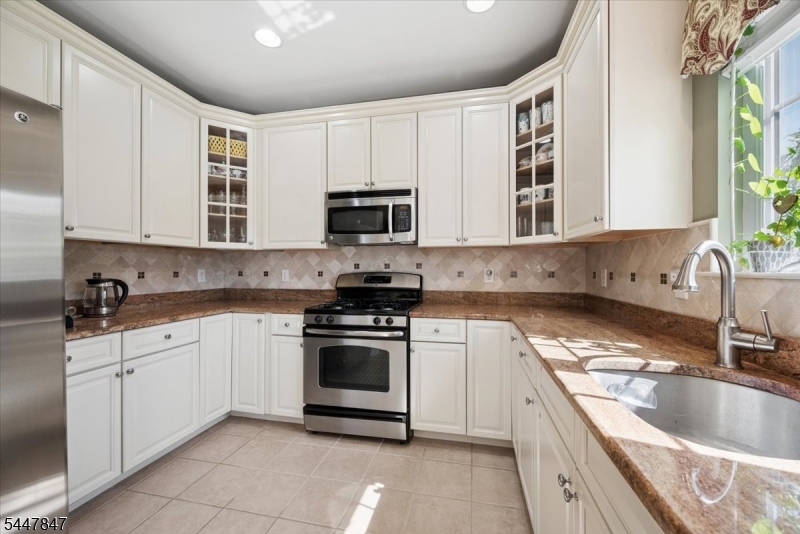 Summerfields of Franklin - Residential