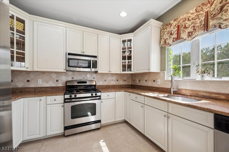 Summerfields of Franklin - Residential