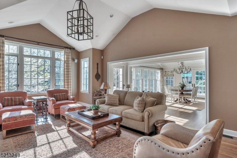 OLD SHORT HILLS - Residential