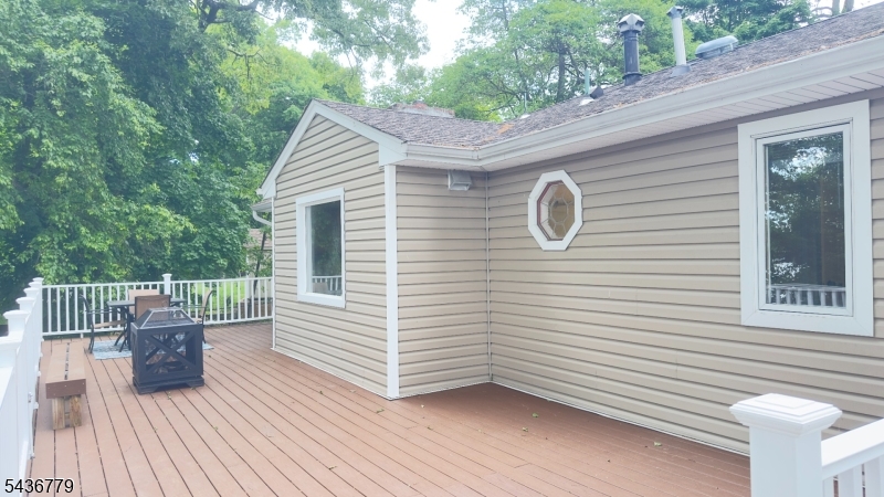 Knolls - Residential Lease