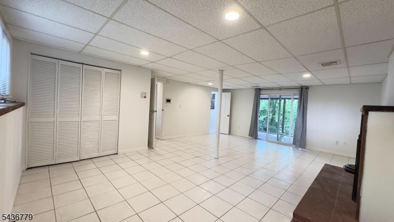 Knolls - Residential Lease