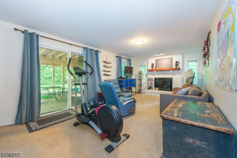 Eyland Woods - Residential