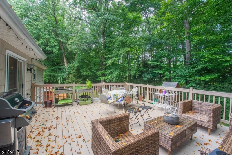 Eyland Woods - Residential