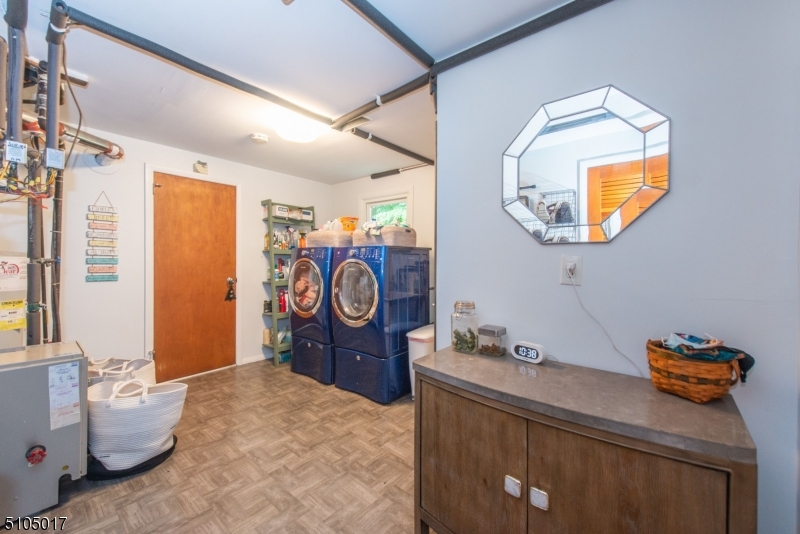 Eyland Woods - Residential