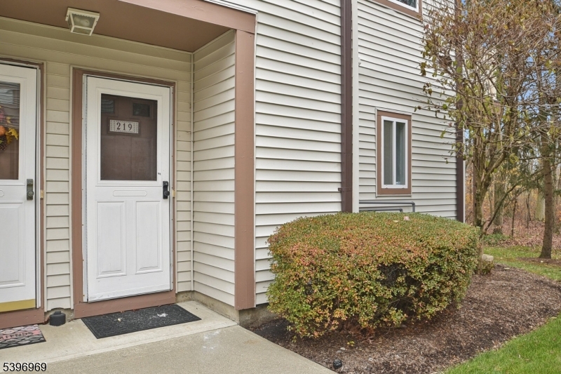 Welcome to this move-in ready condo in a desirable neighborhood with top-rated schools. This freshly painted home features brand-new carpeting in the bedrooms and living room, offering a bright and comfortable one floor living space. A sliding door leads to an outdoor patio facing a private wooded area. Conveniently located near shopping, restaurants, and major highways including Routes 10, 46, and 80, providing easy access for commuters. Enjoy community amenities such as a pool and well-maintained common areas. Excellent opportunity to own in a preferred location close to everything!