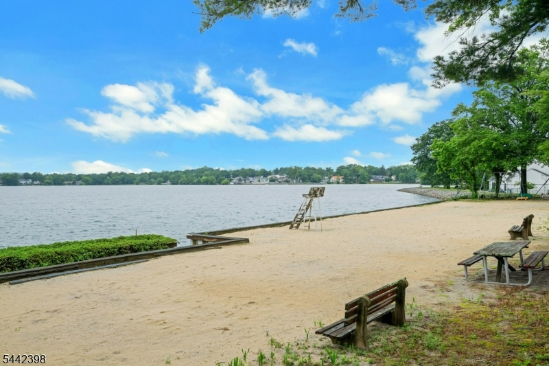 Lake Parsippany - Residential