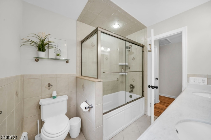 Laurel Wood Estates - Residential