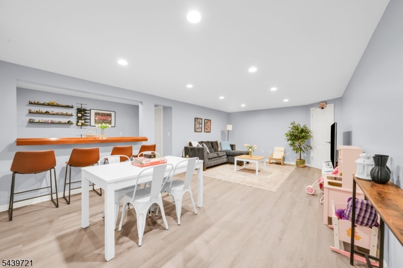 Laurel Wood Estates - Residential