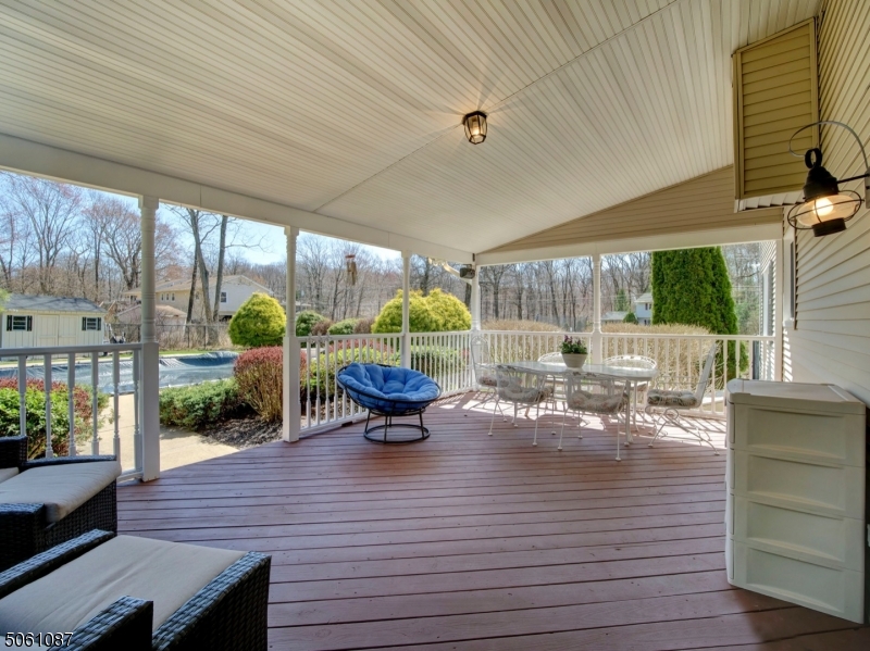 MOONEY MOUNTAIN - Residential