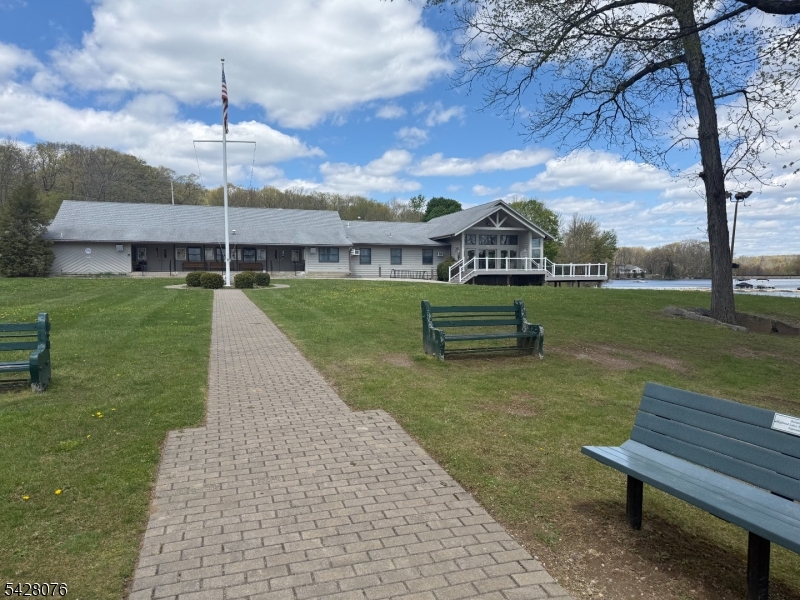 HIGHLAND LAKES - Residential