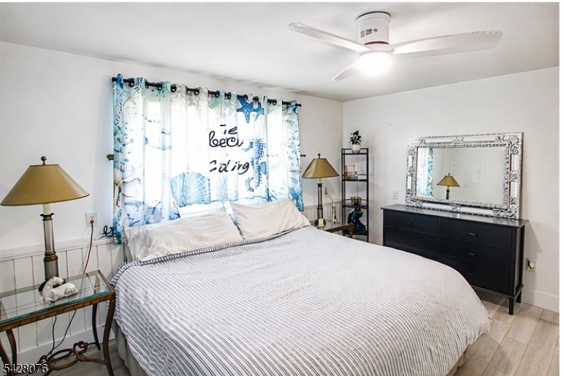 HIGHLAND LAKES - Residential