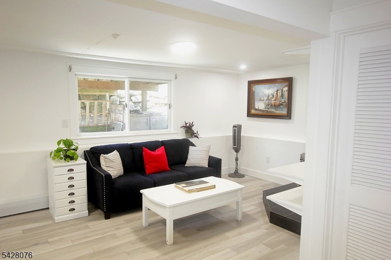 HIGHLAND LAKES - Residential