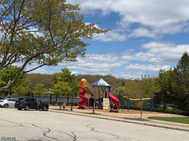 HIGHLAND LAKES - Residential