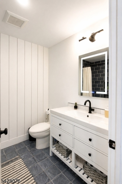 HIGHLAND LAKES - Residential