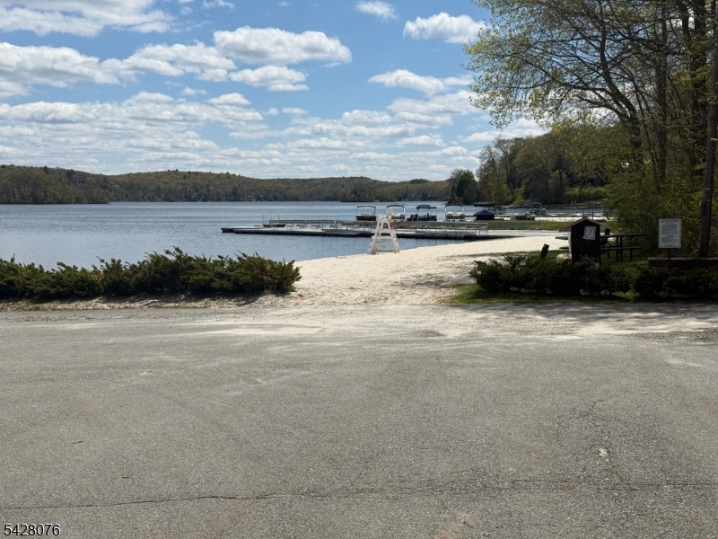 HIGHLAND LAKES - Residential