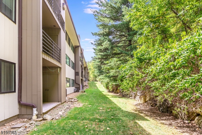 South Green I - Residential Lease