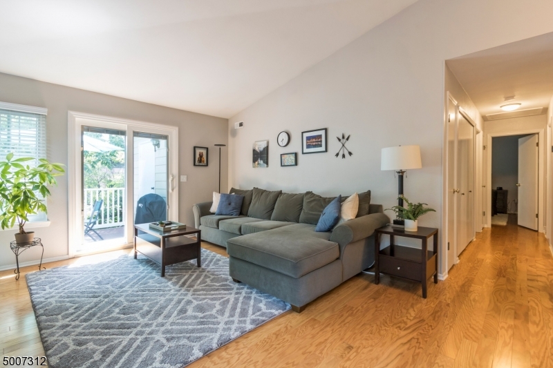 The Hills/Wynnewood - Residential