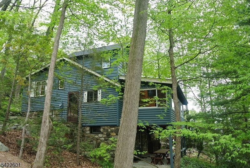 HIGHLAND LAKES - Residential