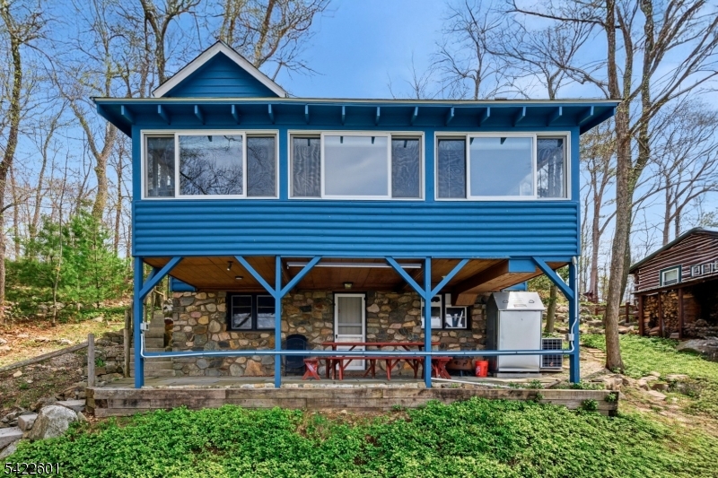 HIGHLAND LAKES - Residential
