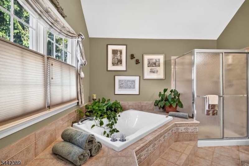Montgomery Oaks - Residential