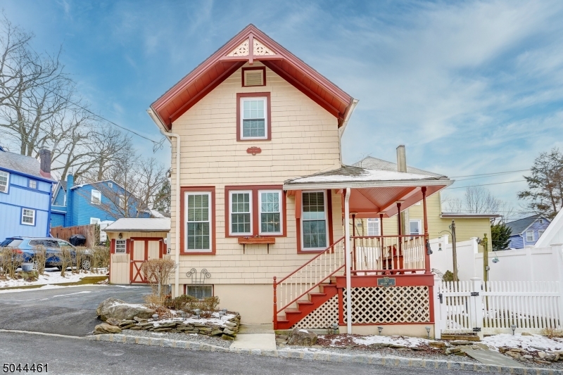 Mount Tabor - Residential