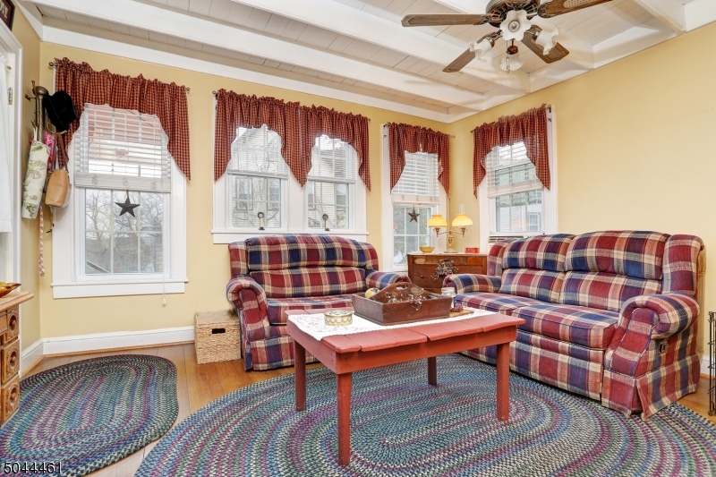 Mount Tabor - Residential