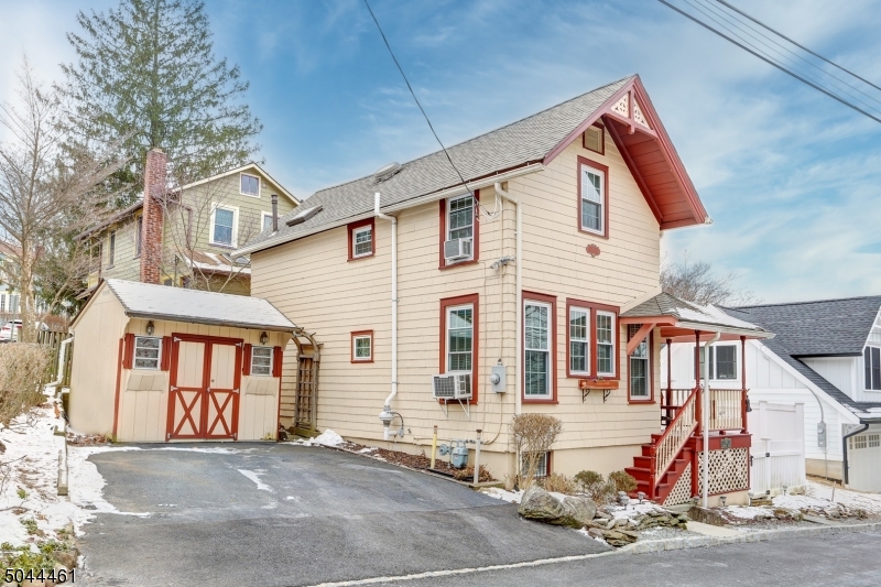 Mount Tabor - Residential