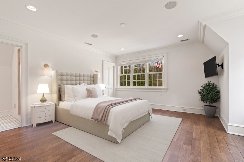 New Vernon - Residential