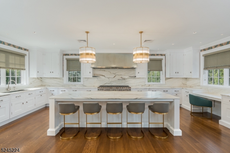New Vernon - Residential