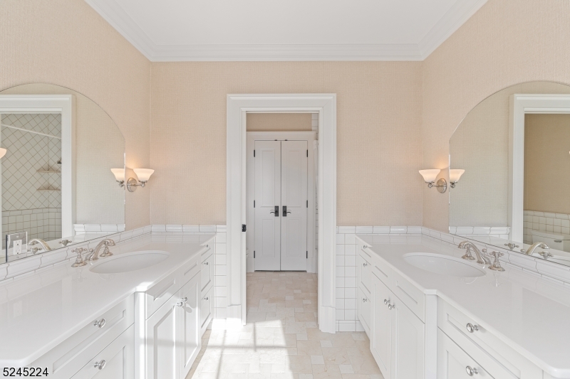 New Vernon - Residential