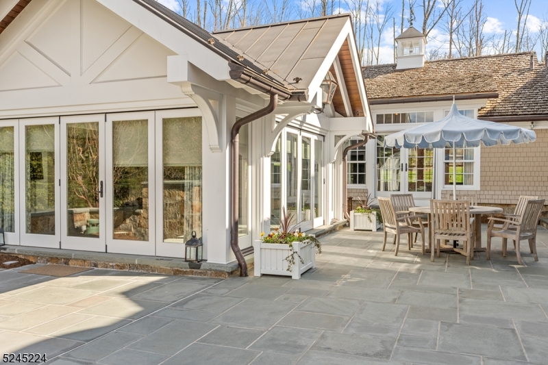 New Vernon - Residential