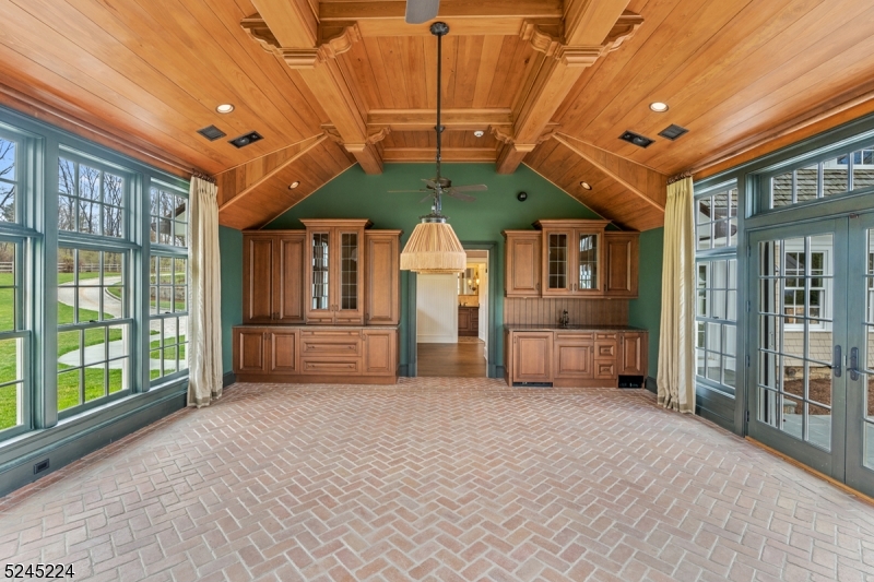 New Vernon - Residential