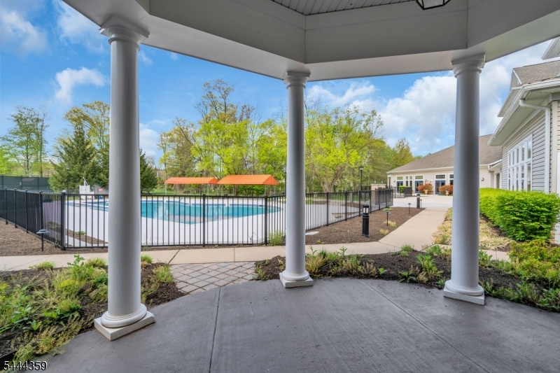 Somerset Run - Residential