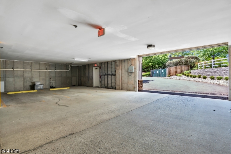 Somerset Run - Residential