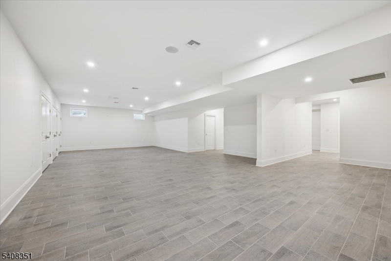 Hill Section - Residential