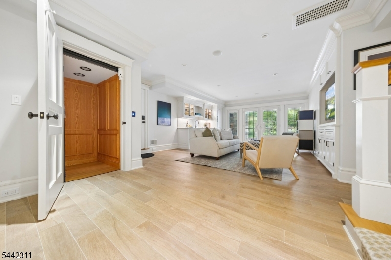 Hartshorn - Residential
