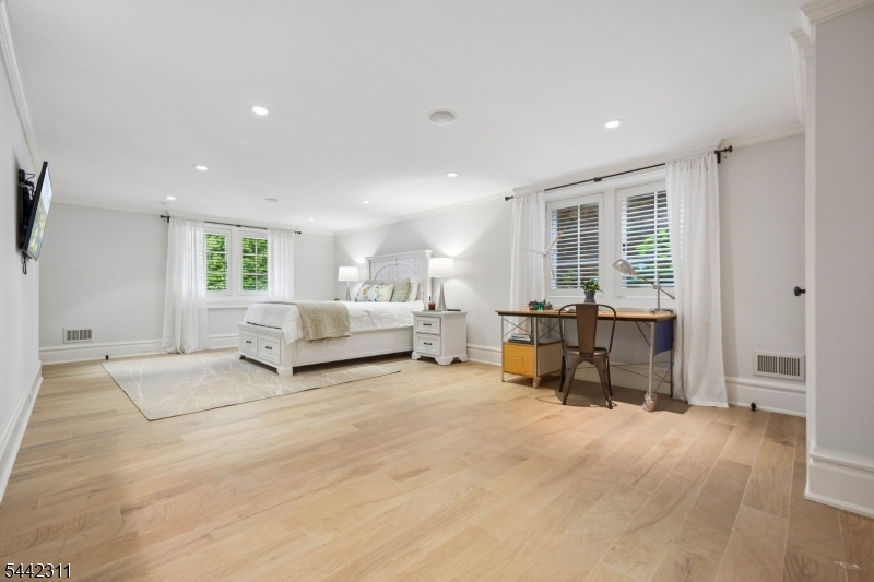 Hartshorn - Residential