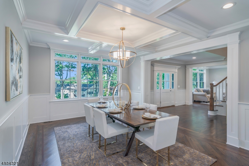 UPPER WASHINGTON - Residential