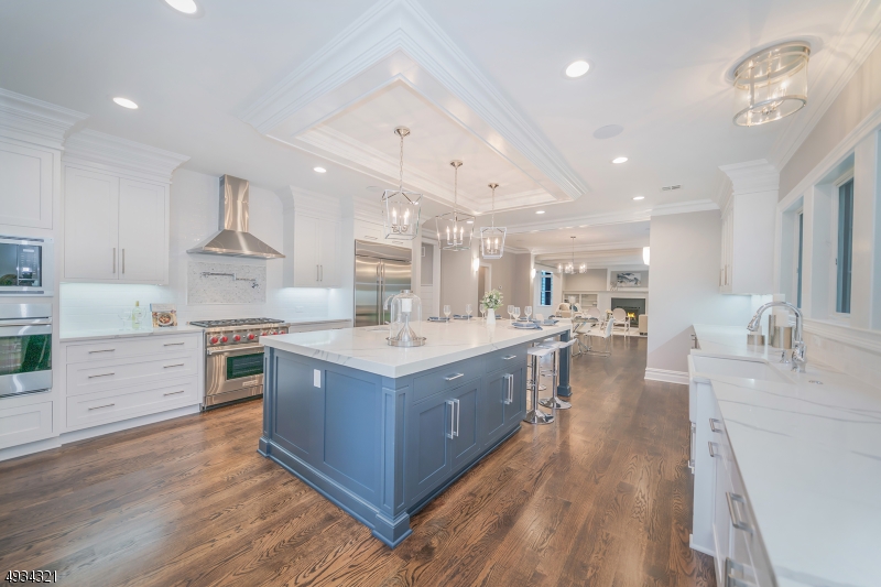 UPPER WASHINGTON - Residential