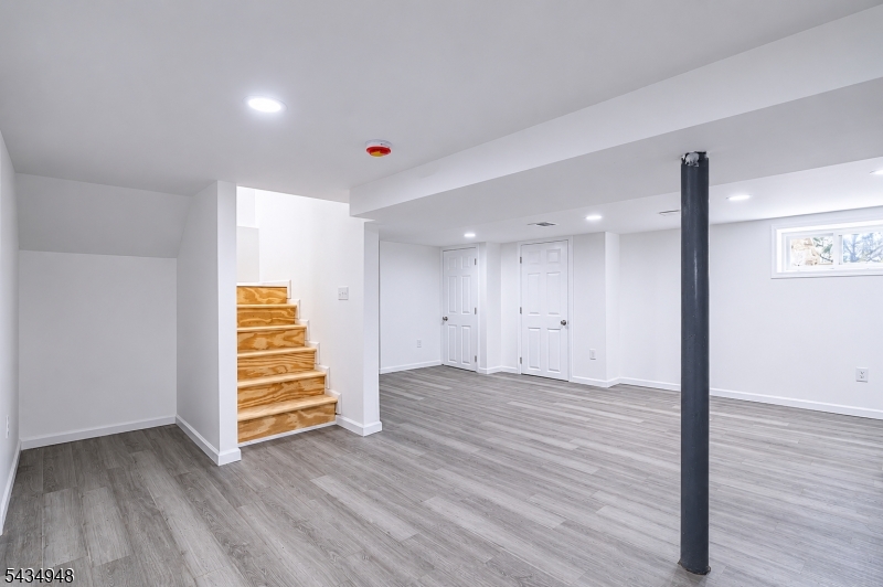 Red - Residential