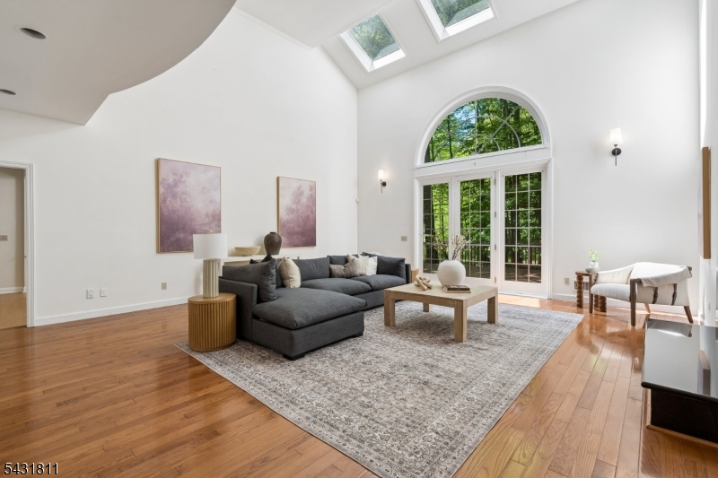 Bailey Hollow(Private Road) - Residential