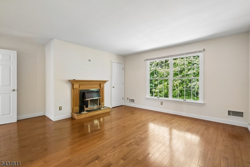 Bailey Hollow(Private Road) - Residential