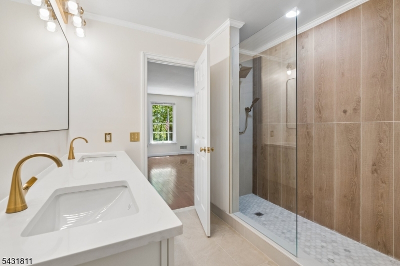 Bailey Hollow(Private Road) - Residential