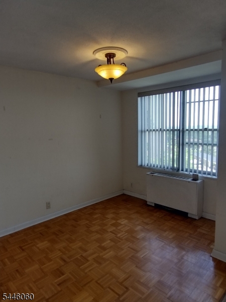 Executive House Condominium - Residential