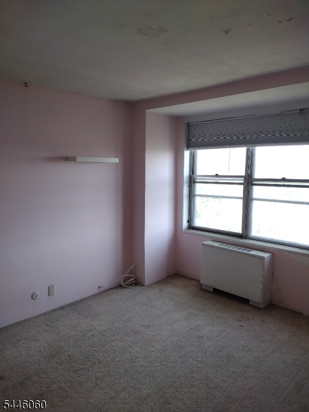 Executive House Condominium - Residential