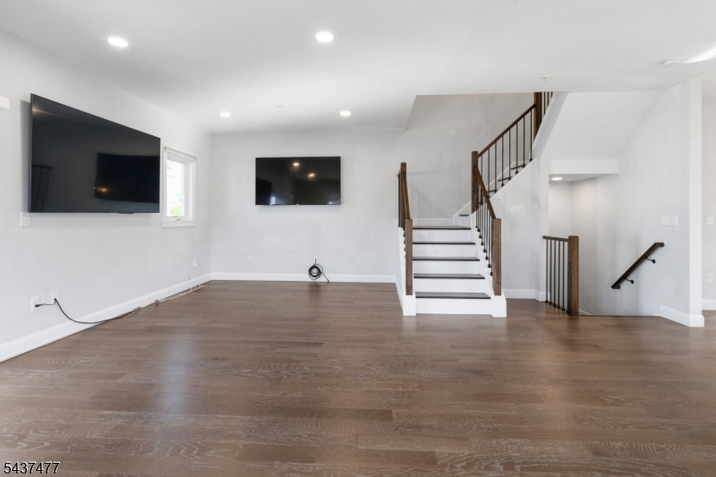 Vauxhall - Residential