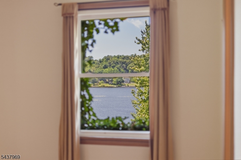 Lake Musconetcong - Residential