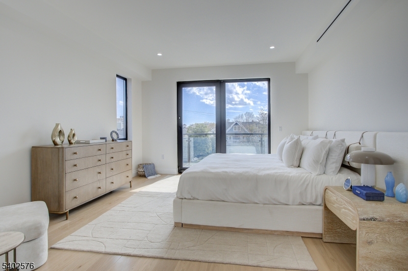 The Seashore at Long Branch - Residential