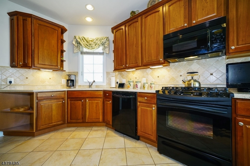 SOMERSET RUN - Residential