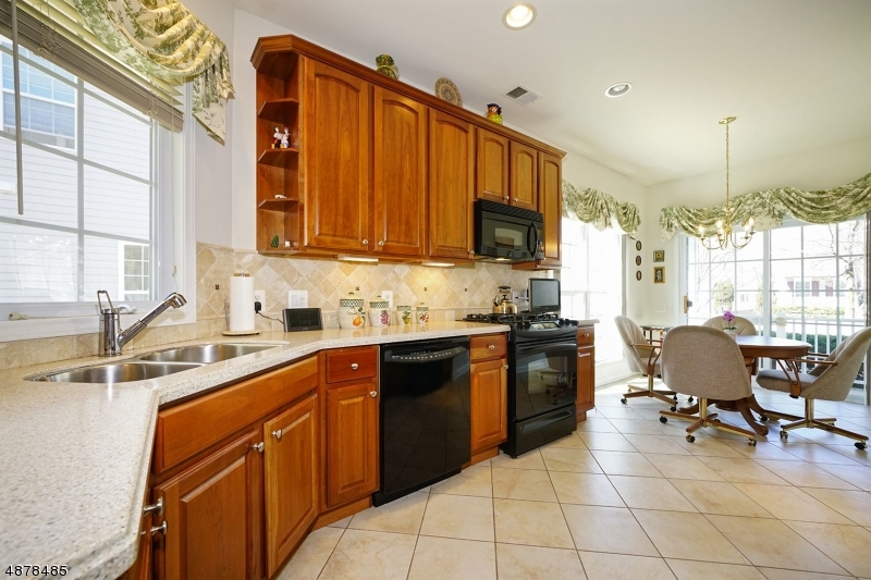SOMERSET RUN - Residential